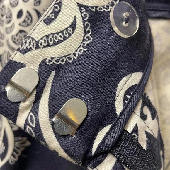 Oscar De La Renta  navy/white large flower capri pants size 8 - Picture 4 of 7